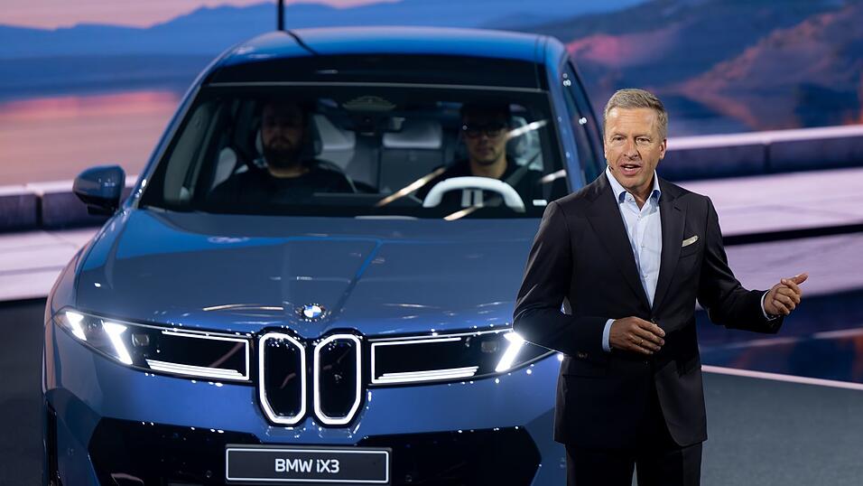 Ab Donnerstag haben mehr als 150.000 BMW-Mitarbeiter weltweit einen neuen Chef. Für Oliver Zipse endet seine siebenjährige Amtszeit. Ab Donnerstag haben mehr als 150.000 BMW-Mitarbeiter weltweit einen neuen Chef. Für Oliver Zipse endet seine siebenjährige Amtszeit.