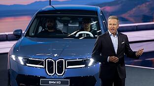 Ab Donnerstag haben mehr als 150.000 BMW-Mitarbeiter weltweit einen neuen Chef. Für Oliver Zipse endet seine siebenjährige Amtszeit. Ab Donnerstag haben mehr als 150.000 BMW-Mitarbeiter weltweit einen neuen Chef. Für Oliver Zipse endet seine siebenjährige Amtszeit.