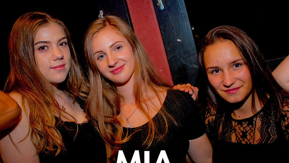 Beste Stimmung auf der Oberstufenparty im Mia Nightclub in Cham. Beste Stimmung auf der Oberstufenparty im Mia Nightclub in Cham.