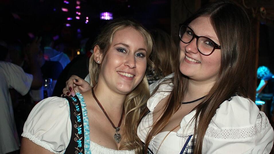 Auch am Freitag war super Stimmung am Ergoldinger Volksfest. Auch am Freitag war super Stimmung am Ergoldinger Volksfest.