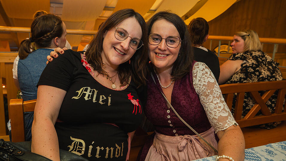 Die Partybilder vom Donnerstag, 15. August, aus dem Festzelt Nothaft. Die Partybilder vom Donnerstag, 15. August, aus dem Festzelt Nothaft.