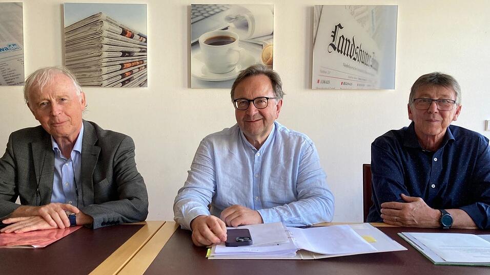 Vorsitzender Franz Wölfl, Rudolf Schnur und Jürgen Handschuch vom Seniorenbeirat der Stadt Landshut (von links) organisieren das Angebot für ältere Menschen.