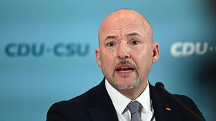 Die CSU will beim Social-Media-Verbot für Kinder nicht mitziehen. (Archivbild) Die CSU will beim Social-Media-Verbot für Kinder nicht mitziehen. (Archivbild)