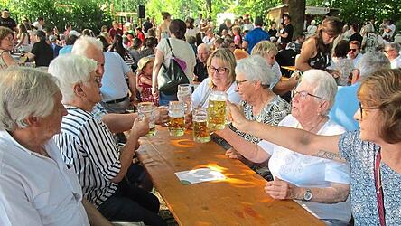 Auch die Senioren genossen die gem&uuml;tlichen Stunden.