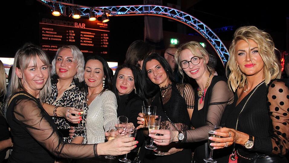 So schön war die Ü30-Party in Essenbach. So schön war die Ü30-Party in Essenbach.