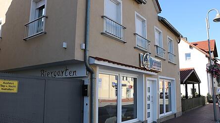 Die fr&uuml;here Pizzeria wird zum indischen Lokal mit Namen India Gate.