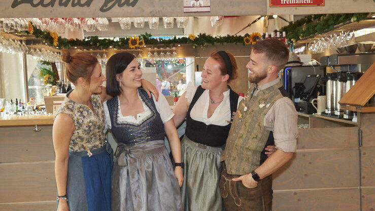 Die Partybilder vom Dienstag, 13. August 2024, aus dem Festzelt Lechner. Die Partybilder vom Dienstag, 13. August 2024, aus dem Festzelt Lechner.