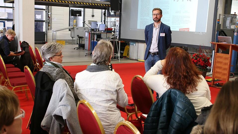 Impressionen vom Lehrermedientag in der Druckerei der Landshuter Zeitung.