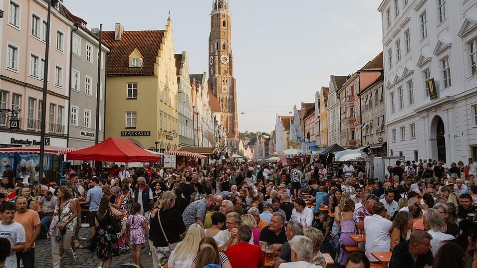 Sollte das Wetter wie vorhergesagt mitspielen, werden am Wochenende wieder viele Tausend Besucher an den beiden Tagen des Altstadtfestes in die Innenstadt kommen.