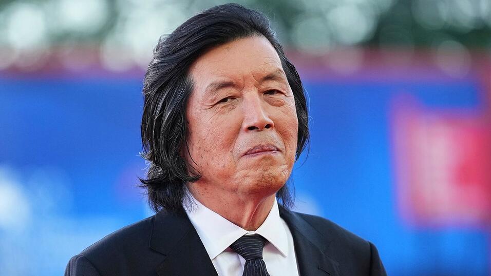 Lee Chang-dong ist einer der bekanntesten südkoreanischen Regisseure. Lee Chang-dong ist einer der bekanntesten südkoreanischen Regisseure.