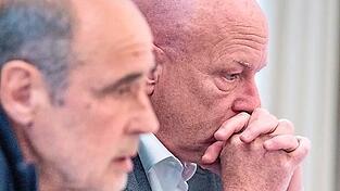 Joachim Wolbergs (rechts) und sein Verteidiger Peter Witting gehen gegen das Urteil vor. Joachim Wolbergs (rechts) und sein Verteidiger Peter Witting gehen gegen das Urteil vor.