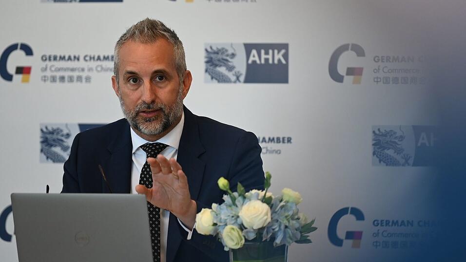 Oliver Oehms von der AHK China hofft auf den Dialog zwischen der EU und China. (Archivbild) Oliver Oehms von der AHK China hofft auf den Dialog zwischen der EU und China. (Archivbild)