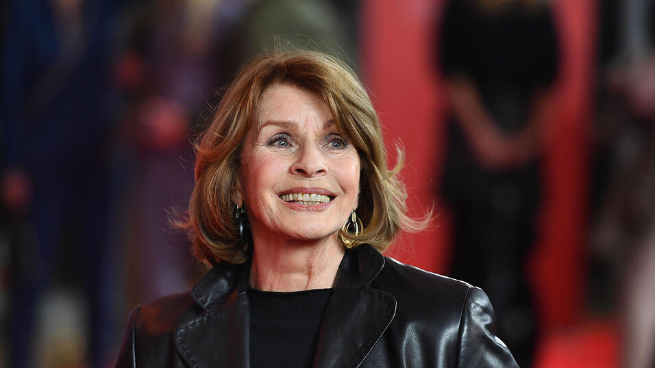 Die in Wien geborene Senta Berger hatte 1950 ihr Filmdeb&uuml;t. Von 1962 bis 1969 lebte sie in Hollywood, spielte dann wieder in Europa, unter anderem mit Alain Delon oder die Buhlschaft bei den Salzburger Festspielen.