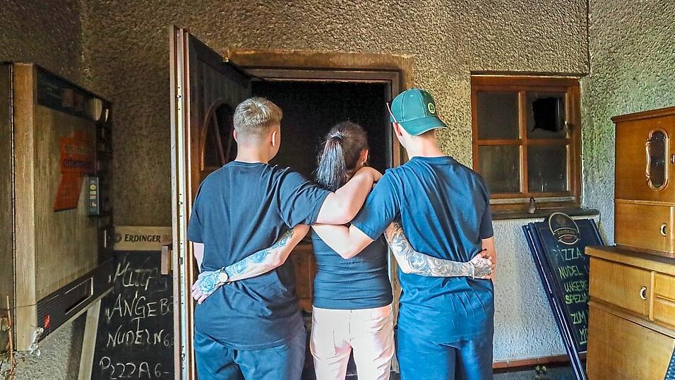 Claudia und ihren beiden Söhnen ist nichts übriggeblieben - außer der Zusammenhalt. Die dreiköpfige Familie braucht dringend Hilfe.