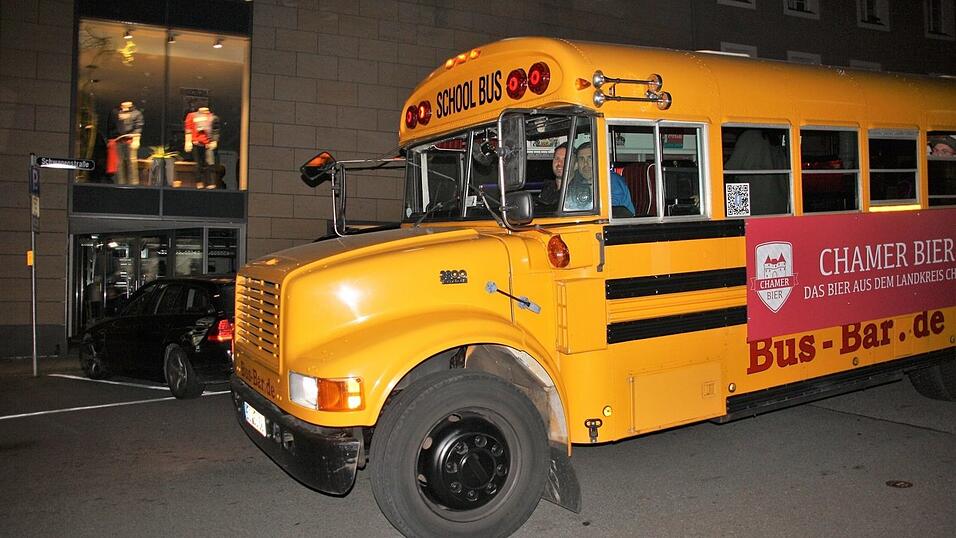 Musik überall: Bei der CHAMpions-Night war einiges geboten in der Chamer Innenstadt. Musik überall: Bei der CHAMpions-Night war einiges geboten in der Chamer Innenstadt.