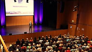 Bei der Filmvorführung am Sonntag war die Stadthalle gut gefüllt. Wer keine Zeit hatte, bekommt demnächst eine neue Gelegenheit.