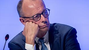 Bundeskanzler Friedrich Merz ist nach einem Jahr Regierungszeit bereits so unbeliebt wie sein Vorg&auml;nger Olaf Scholz. (Archiv)