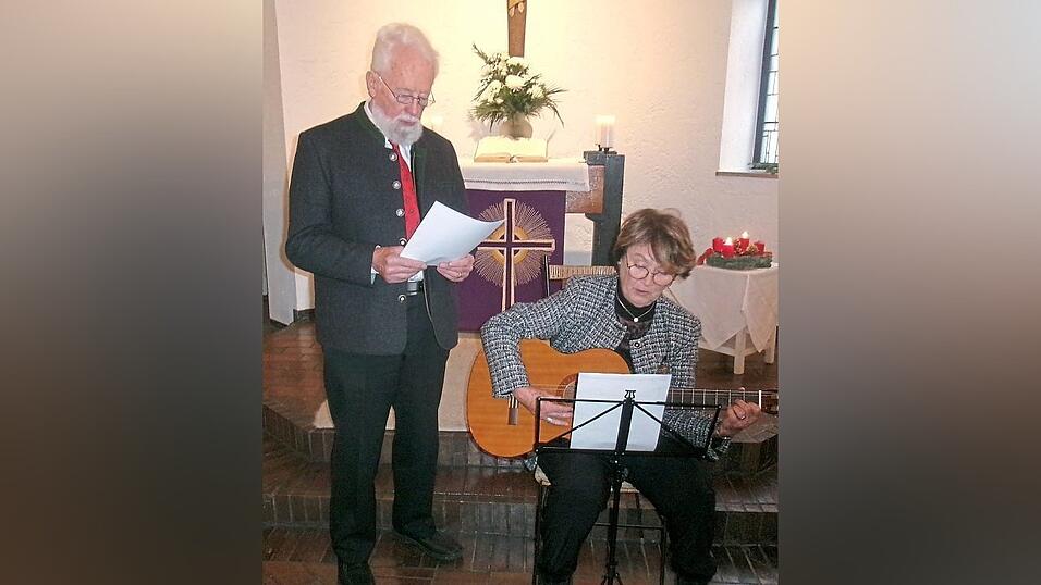 Reinhard und Karin Tietze sorgten für die musikalische Umrahmung. Reinhard und Karin Tietze sorgten für die musikalische Umrahmung.