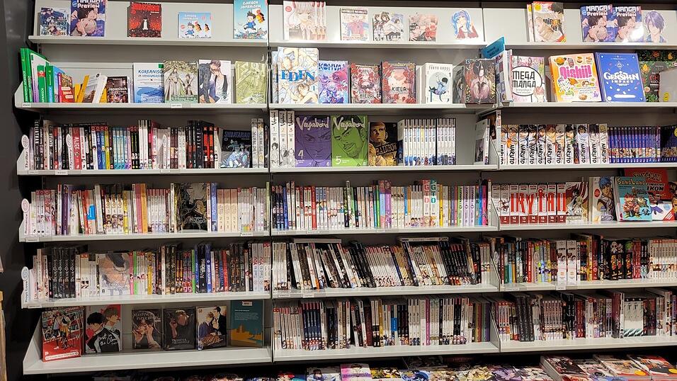 Ein Blick ins Manga-Regal.