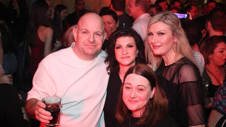 Auf der Eskara &Uuml;30-Party in Essenbach war wieder viel los.