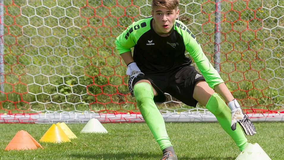 Am Wochenende fand die erste 'Torwartschule Ostbayern' unter der Leitung von Stefan und Michael Riederer statt.