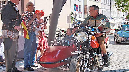 Blickfang des Vormittags war das Ducati-Motorrad mit Beiwagen.