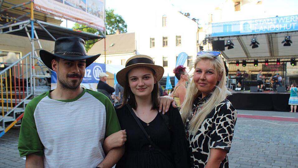 Viele Landshuter genossen ihren Freitagabend auf dem Bismarckplatzfest.