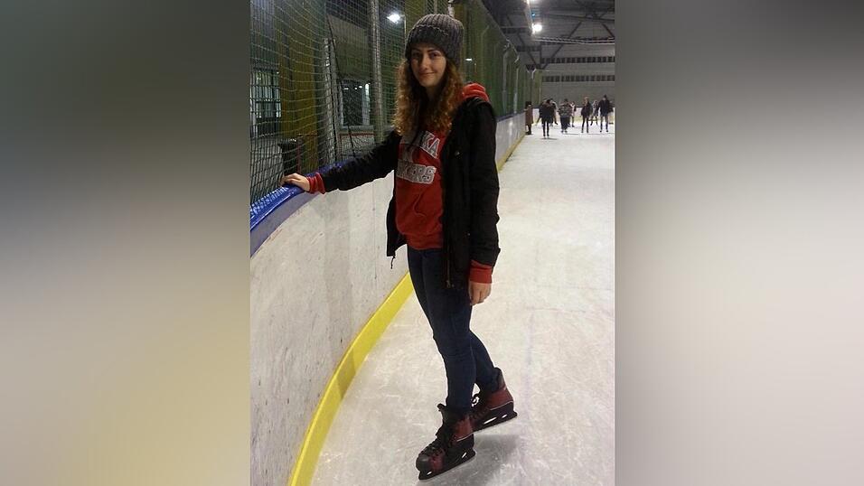 Lea liebt Eislaufen: 'Es ist eine coole Sache, Spa&szlig; zu haben und dabei Kalorien zu verbrennen.'