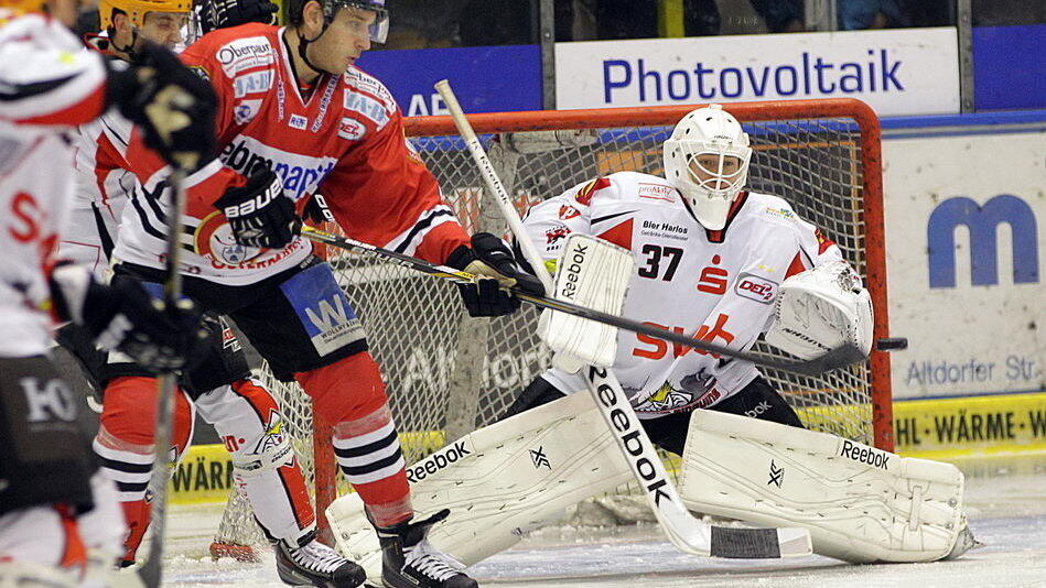 Mit 2:4 unterlag der EVL im Heimspiel den Fischtown Pinguins. (Foto: Georg Gerleigner)