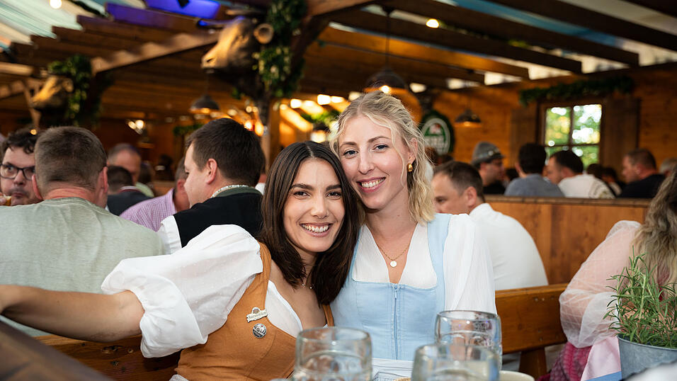 Die Partybilder vom Donnerstag, 13. August, aus dem Festzelt Wenisch. Die Partybilder vom Donnerstag, 13. August, aus dem Festzelt Wenisch.