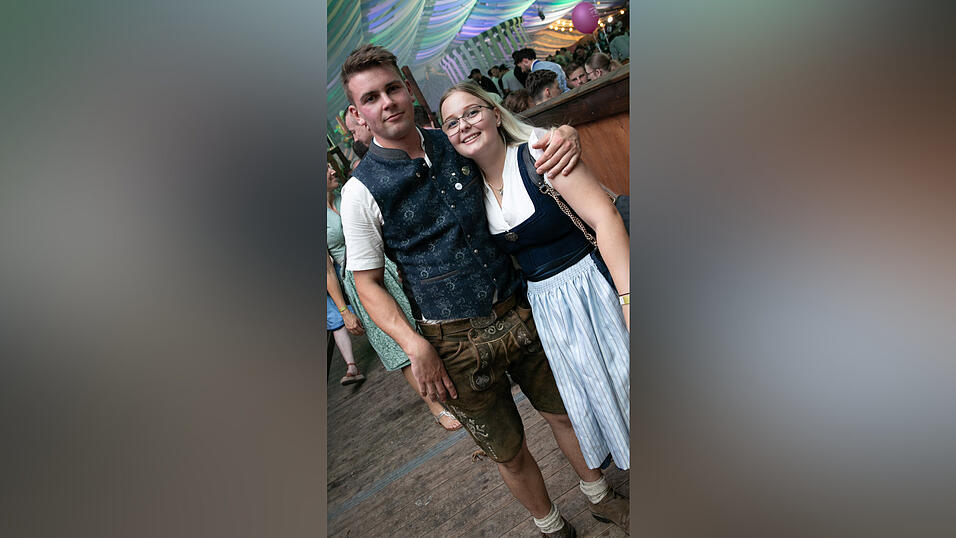 Die Partybilder vom Freitag, 15. August, aus dem Festzelt Wenisch. Die Partybilder vom Freitag, 15. August, aus dem Festzelt Wenisch.