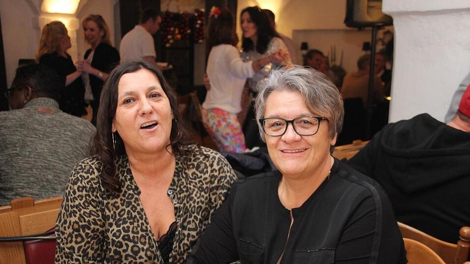 In der Landshuter Weinstube Isarklause fand am Samstag eine Schlagerparty statt. In der Landshuter Weinstube Isarklause fand am Samstag eine Schlagerparty statt.