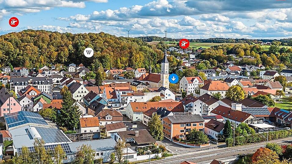 Über verschiedene Infopunkte können beim 360Grad-Rundgang verschiedene Örtlichkeiten auf dem gebiet der Gemeinde Ergoldsbach angesteuert werden. Über verschiedene Infopunkte können beim 360Grad-Rundgang verschiedene Örtlichkeiten auf dem gebiet der Gemeinde Ergoldsbach angesteuert werden.
