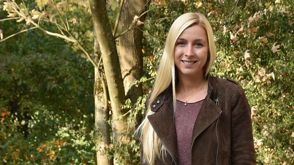 Nathalie Schmitt (22) studiert seit dieser Woche Biochemie an der Universität Regensburg. Nathalie Schmitt (22) studiert seit dieser Woche Biochemie an der Universität Regensburg.