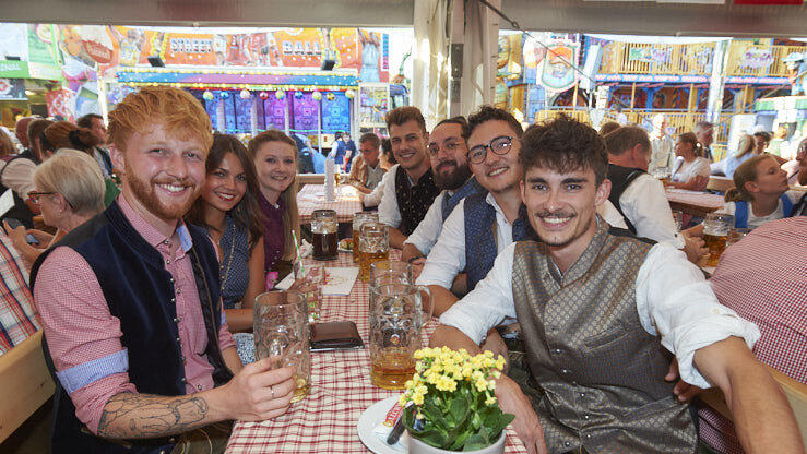 Die Partybilder von Sonntag, 21. August 2022, aus dem Festzelt Lechner.