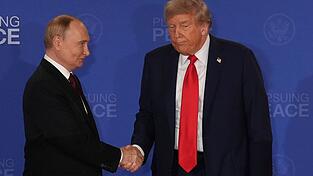 US-Präsident Donald Trump schwenkte nach dem Gipfel in Alaska auf die russische Linie ein.