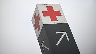 Die Leiche eines Frühgeborenen ist aus dem Krankenhaus in Böblingen verschwunden und wurde später in einer Wäscherei wieder gefunden. (Symbolbild) Die Leiche eines Frühgeborenen ist aus dem Krankenhaus in Böblingen verschwunden und wurde später in einer Wäscherei wieder gefunden. (Symbolbild)
