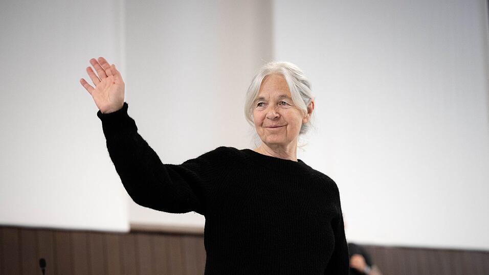 Die Verteidigung sieht keine Beweise für eine Tatbeteiligung von Daniela Klette. Die Verteidigung sieht keine Beweise für eine Tatbeteiligung von Daniela Klette.