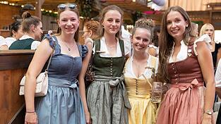 Die Partybilder vom Sonntag, 9. August, aus dem Festzelt Wenisch. Die Partybilder vom Sonntag, 9. August, aus dem Festzelt Wenisch.
