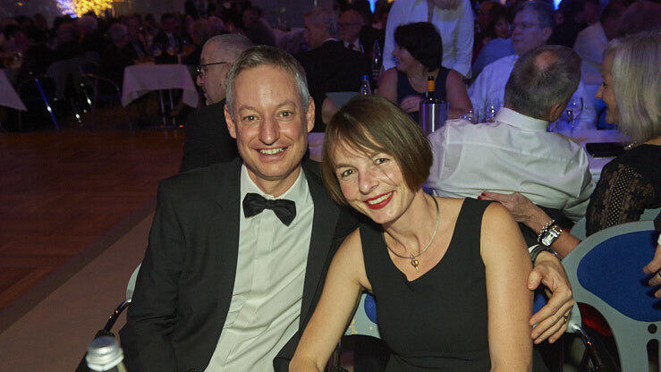 Die Metzgerzunft hat am Samstagabend in die Joseph-von-Fraunhofer-Halle eingeladen. Die Metzgerzunft hat am Samstagabend in die Joseph-von-Fraunhofer-Halle eingeladen.