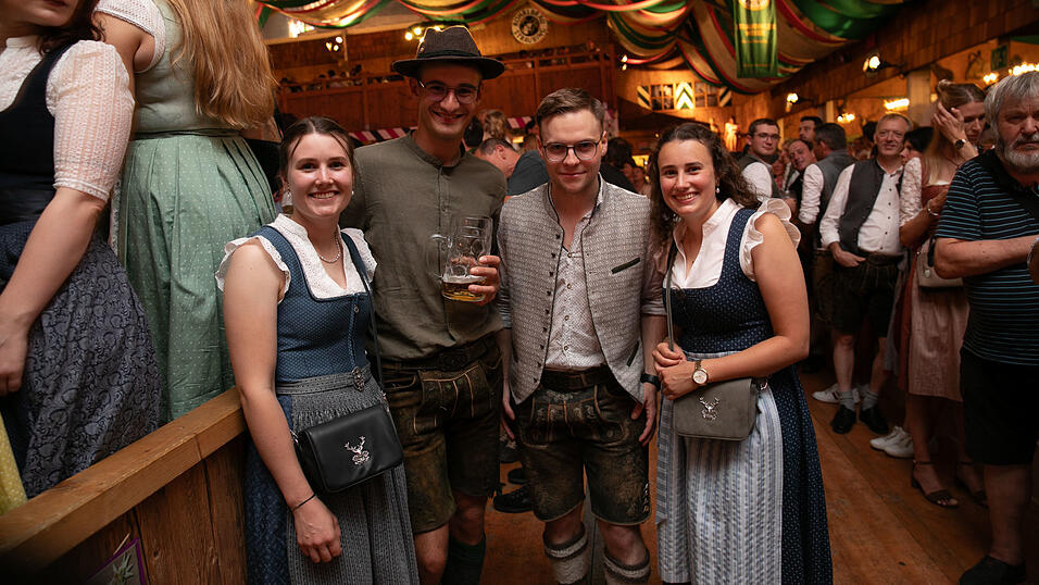 Echte Blasmusikfans lie&szlig;en sich auch den zweiten Auftritt in Folge am Dienstagabend nicht entgehen.