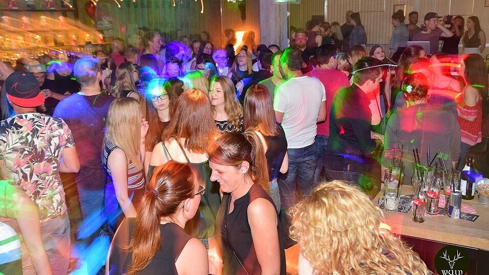 'Hoch die Hände, Wochenende' - so 'Wuid' wurde gefeiert in Straubing. 'Hoch die Hände, Wochenende' - so 'Wuid' wurde gefeiert in Straubing.