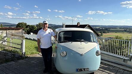 Das Goggomobil Carryall von David Bergman wurde in Australien aus Fiberglas hergestellt. Davon hat es auch seine runde Form. Das Goggomobil Carryall von David Bergman wurde in Australien aus Fiberglas hergestellt. Davon hat es auch seine runde Form.