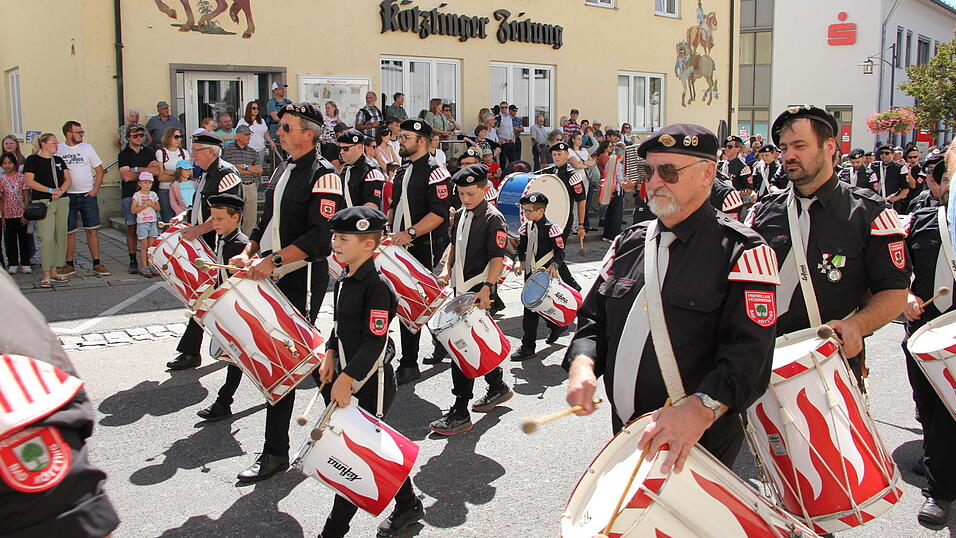 Der 35. Rosstag in Bad K&ouml;tzting. Bilder vom Festumzug &bdquo;Landwirtschaft und Handwerk von damals&ldquo;.