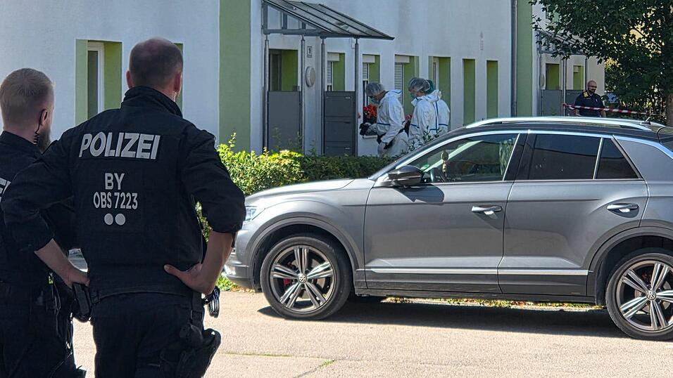 Der Ermittlungsrichter erließ Haftbefehl gegen den verdächtigen 19-Jährigen. Der Ermittlungsrichter erließ Haftbefehl gegen den verdächtigen 19-Jährigen.