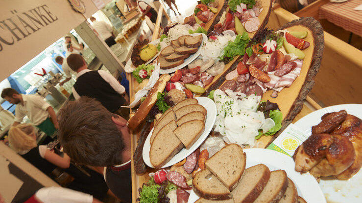 Die Partybilder vom Samstag, 13. August 2022, aus dem Festzelt Lechner.