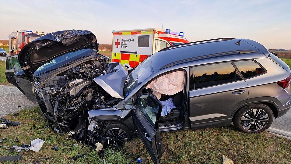 Die Fahrzeuge verkeilten sich ineinander.