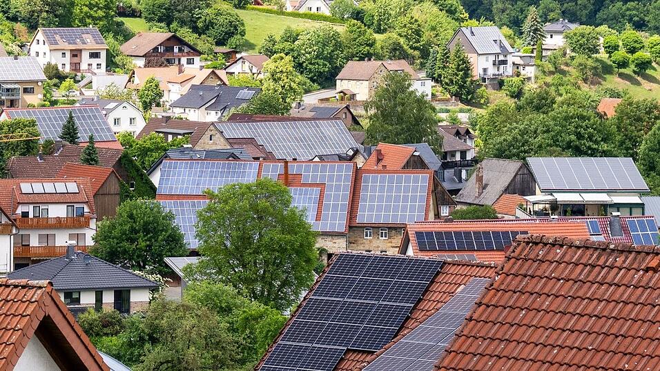 Der Solarausbau ist im Plan - noch. (Archivbild) Der Solarausbau ist im Plan - noch. (Archivbild)