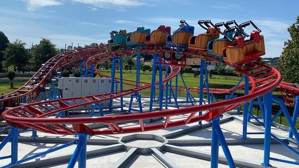 Die neue Achterbahn im Churpfalzpark in Loifling.