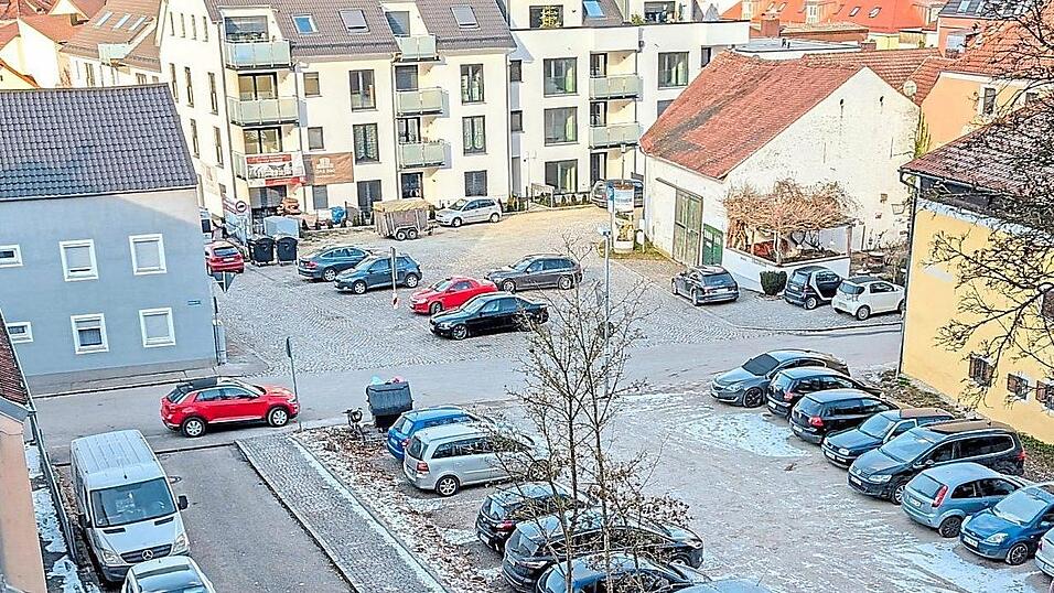 Vor dem Post-Carree sind insgesamt 35 Parkpl&auml;tze geplant.
